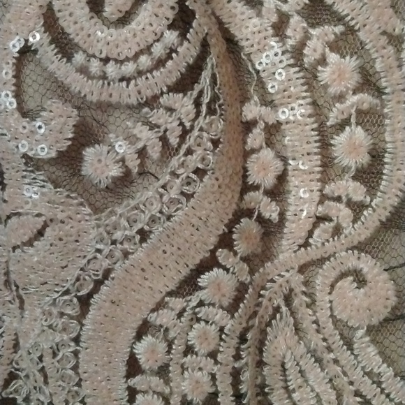 Beautiful pink and tan formal dress - Picture 2 of 3